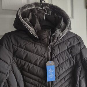 Nautica black stretch puffer jacket - removable faux fur hood - NWT - size M